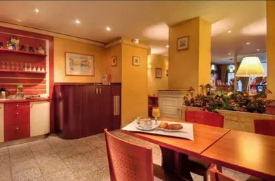 Cuisine ou kitchenette dans l'établissement Hôtel De Paris Opera