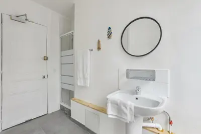 Salle de bains dans l'établissement Hôtel Juliette