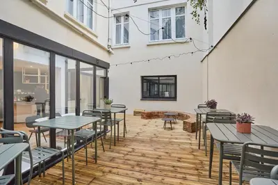 Restaurant ou autre lieu de restauration dans l'établissement Hôtel Beauquartier Montmartre