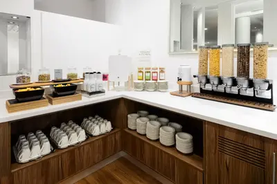 Cuisine ou kitchenette dans l'établissement Occidental Paris Levallois