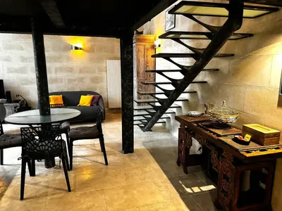 Coin salon dans l'établissement Veda - Loft In The Heart Of Paris - Louvre