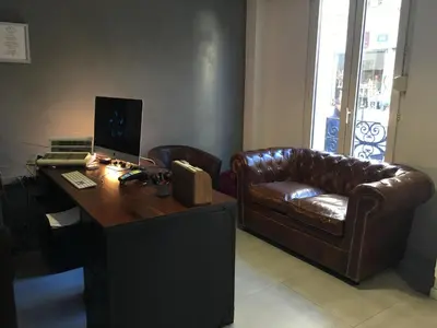 Coin salon dans l'établissement Tipi