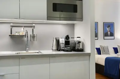 Cuisine ou kitchenette dans l'établissement Rent a Room - Residence Blanche