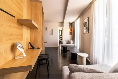 Coin salon dans l'établissement Le Citizen Hôtel