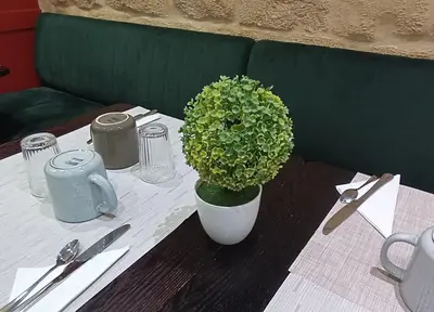 Restaurant ou autre lieu de restauration dans l'établissement Hotel Bastille Secret