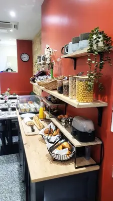 Nourriture dans l'hôtel ou à proximité