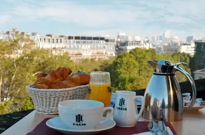 Nourriture dans l'hôtel ou à proximité