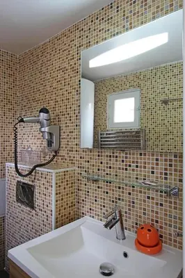 Salle de bains dans l'établissement Appartement spacieux au cœur de Paris 75 m² avec vue sur la ville
