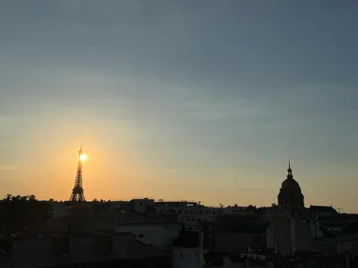 Lever ou coucher de soleil vu de l'appartement ou à proximité