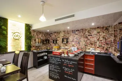 Nourriture dans l'hôtel ou à proximité