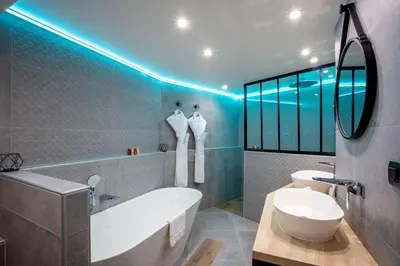 Salle de bains dans l'établissement Best Western Plus Opéra Batignolles