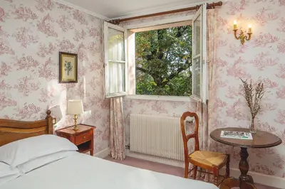 Un ou plusieurs lits dans un hébergement de l'établissement Hotel des Grandes Ecoles