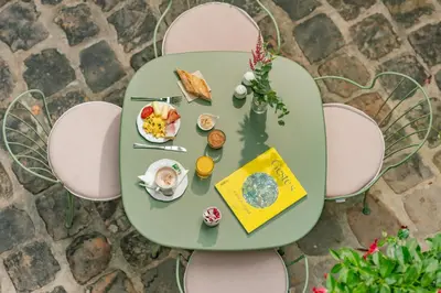 Nourriture dans l'hôtel ou à proximité