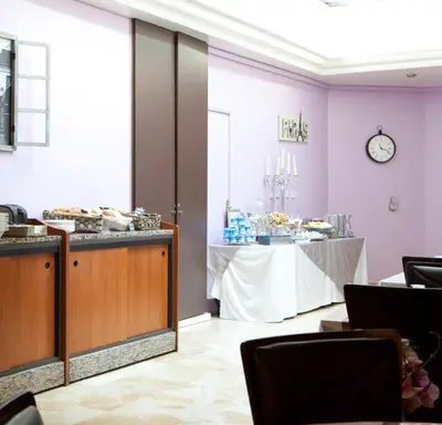 Nourriture dans l'hôtel ou à proximité