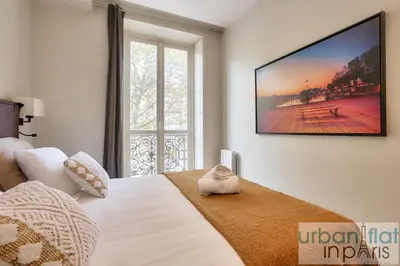 Un ou plusieurs lits dans un hébergement de l'établissement 60-LUXURY PARISIAN HOME SEBASTOPOL (2DG)