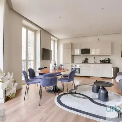 60-LUXURY PARISIAN HOME SEBASTOPOL (2DG)