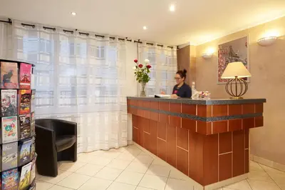 Hall ou réception de l'établissement Hôtel Viator