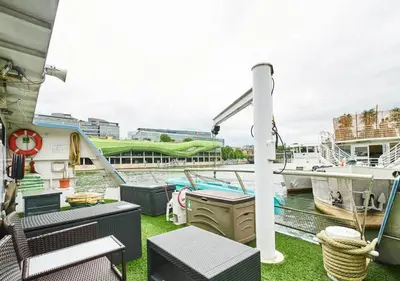 Plan de l'établissement VIP Paris Yacht Hôtel & Spa