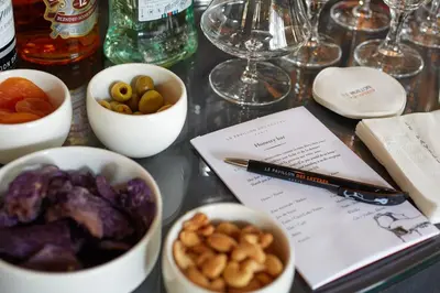 Nourriture dans l'hôtel ou à proximité