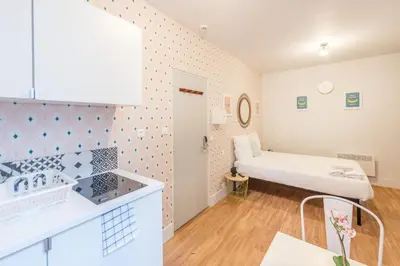 Cuisine ou kitchenette dans l'établissement WS Hôtel de Ville - Musée Pompidou