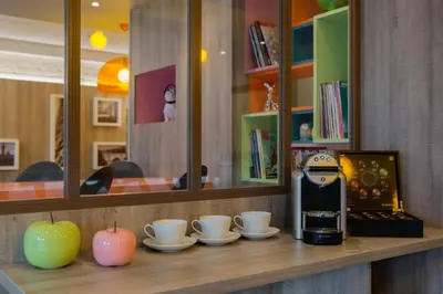 Plateau bouilloire dans l'établissement Reims Hotel