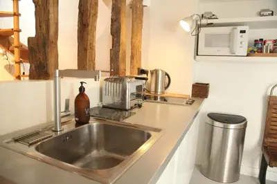 Cuisine ou kitchenette dans l'établissement Superb Flat Central Paris