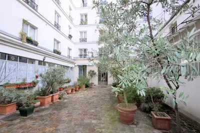 Jardin de l'établissement Superbe Appartement