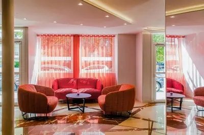 Coin salon dans l'établissement Mercure Paris Pont de Levallois Neuilly