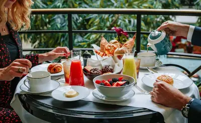 Nourriture dans l'hôtel ou à proximité