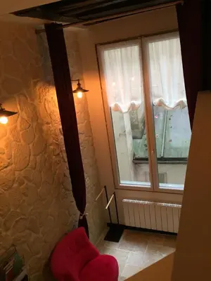 Coin salon dans l'établissement Cosy Marais Paris