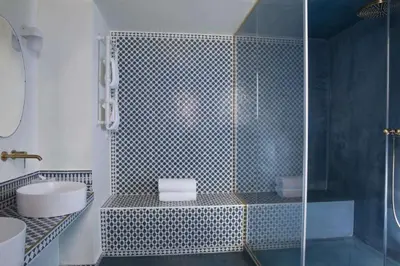Salle de bains dans l'établissement Hôtel Monte Cristo