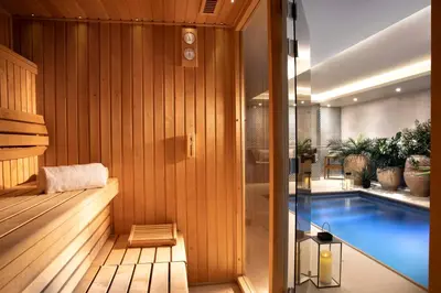 Piscine de l'établissement Hôtel Monte Cristo ou située à proximité