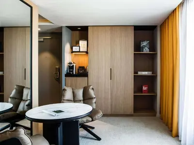 Coin salon dans l'établissement Mercure Paris 17 Batignolles
