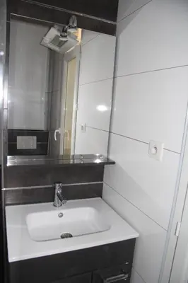 Salle de bains dans l'établissement Bastille Hostel