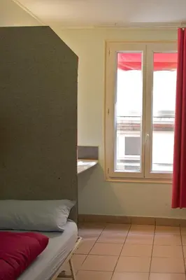 Coin salon dans l'établissement Auberge Internationale des Jeunes