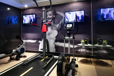 Salle ou équipements de sports de l'établissement Platine Hotel