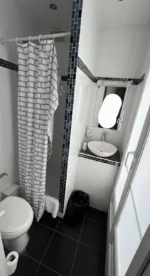 Salle de bains dans l'établissement Hotel Celtic