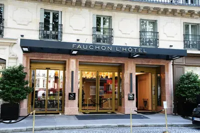 Façade ou entrée de l'établissement Fauchon l'Hôtel Paris