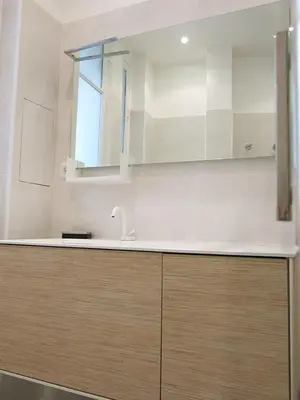 Salle de bains dans l'établissement Champs Elysees Argentine CityCosy