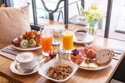 Nourriture dans l'hôtel ou à proximité