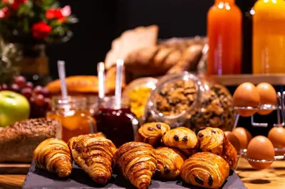 Nourriture dans l'hôtel ou à proximité
