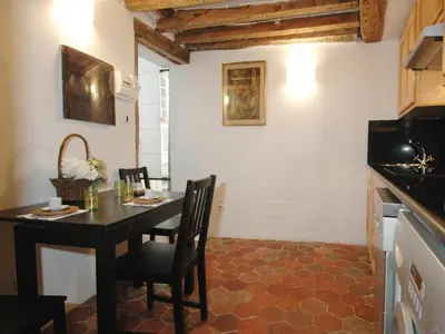 Cuisine ou kitchenette dans l'établissement Gregoire Apartment