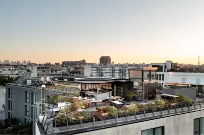 Vue générale sur Boulogne-Billancourt ou vue de la ville depuis l'hôtel