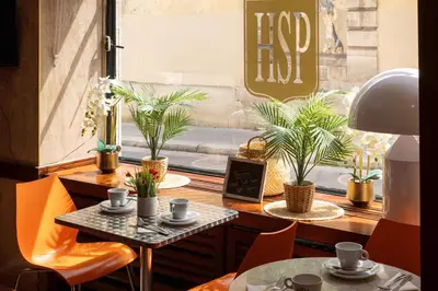 Coin salon dans l'établissement Hôtel Saint Pierre