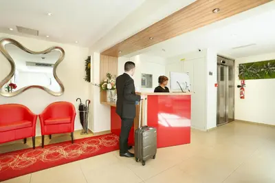 Clients de l'établissement Le Grand Hôtel de Normandie