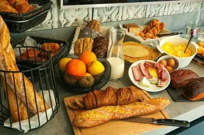 Nourriture dans l'hôtel ou à proximité