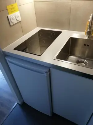 Cuisine ou kitchenette dans l'établissement AMHotel Italie