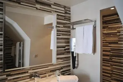 Salle de bains dans l'établissement Hotel de L'Universite