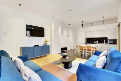 Cuisine ou kitchenette dans l'établissement Modern apartment - 1BR-6P - AC - Marais