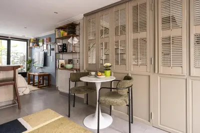 Cuisine ou kitchenette dans l'établissement Square Studio